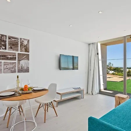 شقة Balaia Senses *